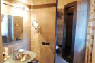 shower bathroom 1